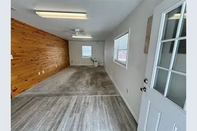 306 N Iona Avenue, Fruitland Park, FL 34731 - Photo 3