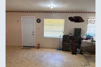 131 N C 470, Lake Panasoffkee, FL 33538 - Photo 9