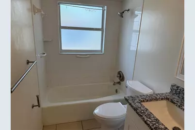 824 S Lone Oak Drive #b, Leesburg, FL 34748 - Photo 13