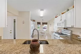 16845 SE 93rd Cuthbert Cir, The Villages, FL 32162 - Photo 13