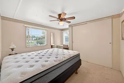 11914 Hickory Lane, Tavares, FL 32778 - Photo 23