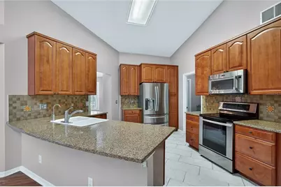 112 Madrona, Eustis, FL 32726 - Photo 7