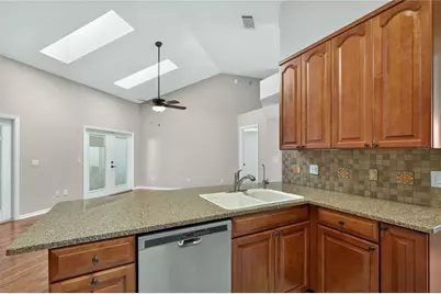 112 Madrona, Eustis, FL 32726 - Photo 11