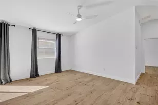 281 Katherine Pl, The Villages, FL 32162 - Photo 15