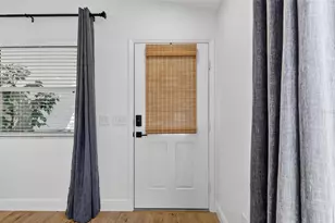 281 Katherine Pl, The Villages, FL 32162 - Photo 5