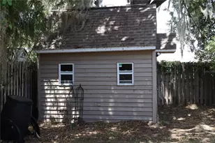 1413 Orange Ave, Tavares, FL 32778 - Photo 15