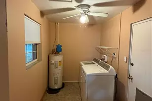 1413 Orange Ave, Tavares, FL 32778 - Photo 7