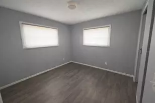 1023 Capella Dr, Tavares, FL 32778 - Photo 11