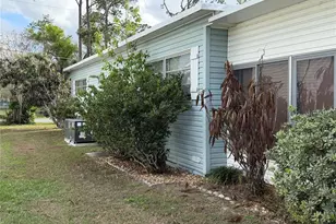 1023 Capella Dr, Tavares, FL 32778 - Photo 5