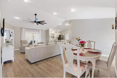 7427 Munday Lane, The Villages, FL 34762 - Photo 5