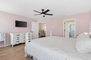 7427 Munday Ln, The Villages, FL 34762 - Photo 15