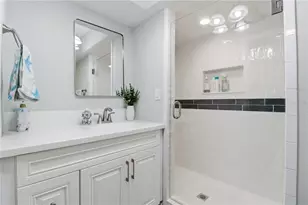 11634 W Bayshore Dr, Crystal River, FL 34429 - Photo 13