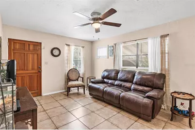 501 Poinsettia Avenue, Fruitland Park, FL 34731 - Photo 13