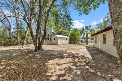 501 Poinsettia Avenue, Fruitland Park, FL 34731 - Photo 33