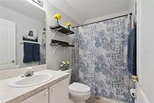 8856 Courtyard Ln, Groveland, FL 34736 - Photo 19