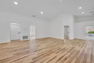 3635 Kingswood Ct, Clermont, FL 34711 - Photo 11