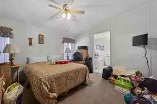 1923 Leesburg Blvd, Fruitland Park, FL 34731 - Photo 11