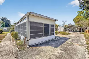 1923 Leesburg Blvd, Fruitland Park, FL 34731 - Photo 17