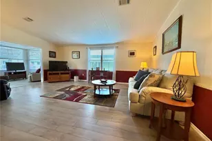 158 Hibiscus Way, Leesburg, FL 34748 - Photo 9