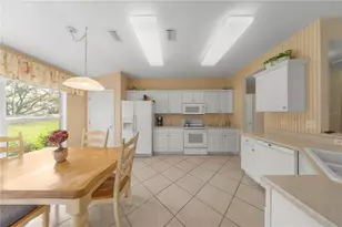 13421 SE 92nd Court Rd, Summerfield, FL 34491 - Photo 9
