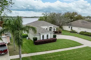 3804 Bayshore Cir, Tavares, FL 32778 - Photo 5