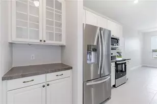 3804 Bayshore Cir, Tavares, FL 32778 - Photo 25