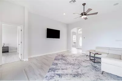 3804 Bayshore Circle, Tavares, FL 32778 - Photo 17