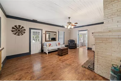 1905 Myrtle Lake Avenue, Fruitland Park, FL 34731 - Photo 39
