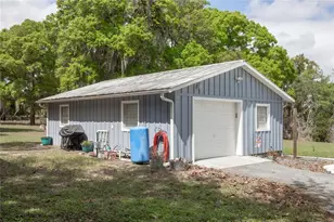 1905 Myrtle Lake Ave, Fruitland Park, FL 34731 - Photo 23