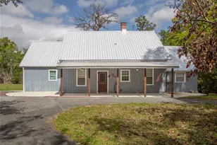 1905 Myrtle Lake Ave, Fruitland Park, FL 34731 - Photo 1