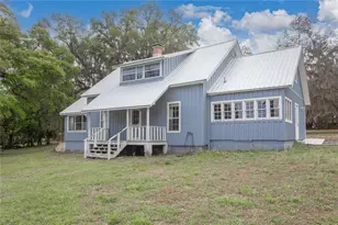 1905 Myrtle Lake Ave, Fruitland Park, FL 34731 - Photo 9