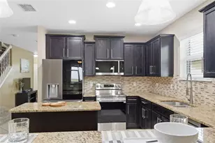 722 Black Eagle Dr, Groveland, FL 34736 - Photo 9