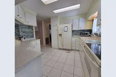 426 Hawthorne Boulevard, Leesburg, FL 34748 - Photo 3