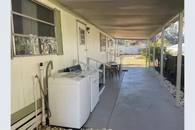 1079 NW 7th Boulevard, Lake Panasoffkee, FL 33538 - Photo 5