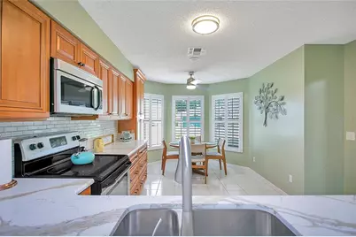 32804 Oak Park Drive, Leesburg, FL 34748 - Photo 15