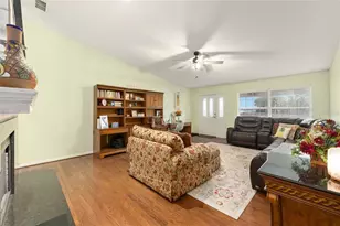 925 Beverly Harbors Dr, Leesburg, FL 34748 - Photo 15