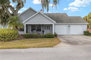 925 Beverly Harbors Dr, Leesburg, FL 34748 - Photo 1