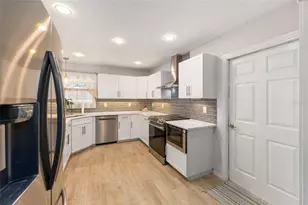 925 Beverly Harbors Dr, Leesburg, FL 34748 - Photo 25