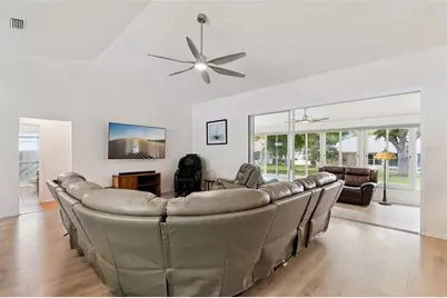 26907 Forest Hills Street, Leesburg, FL 34748 - Photo 11