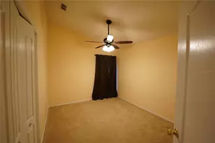 633 Cypress Tree Ct, Orlando, FL 32825 - Photo 13