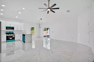 89 Fairway Cir, Umatilla, FL 32784 - Photo 9