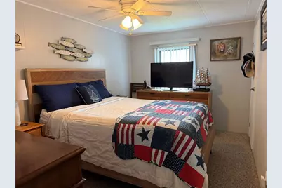 111 Winterberry Avenue, Wildwood, FL 34785 - Photo 11