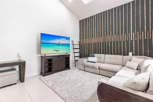 13141 Whitehaven Ln, Fort Myers, FL 33966 - Photo 5