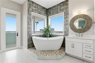 12010 W Bayshore Dr, Crystal River, FL 34429 - Photo 21
