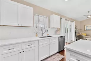 206 Shannon Ln, Lady Lake, FL 32159 - Photo 13