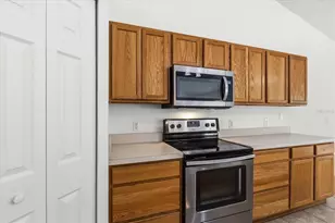 1500 Daybreak Dr, Fruitland Park, FL 34731 - Photo 11