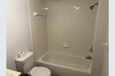 654 NW 6th Avenue, Webster, FL 33597 - Photo 7