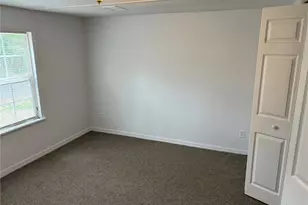 654 NW 6th Ave, Webster, FL 33597 - Photo 9