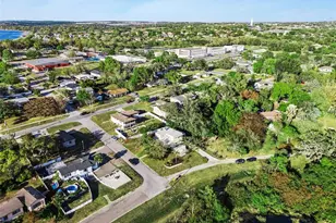 190 Crystal Lake Dr, Clermont, FL 34711 - Photo 69