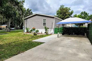 1912 Cr 439C, Lake Panasoffkee, FL 33538 - Photo 3